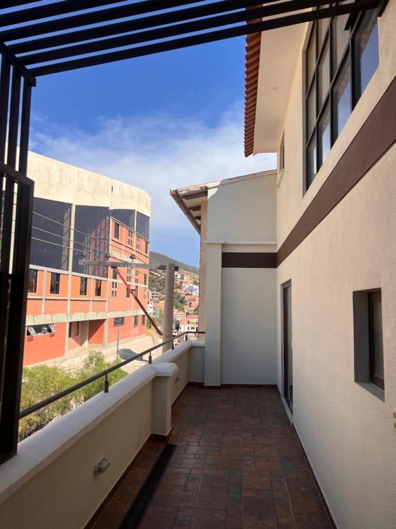 Departamento cómodo cerca al centro de la ciudad - 3