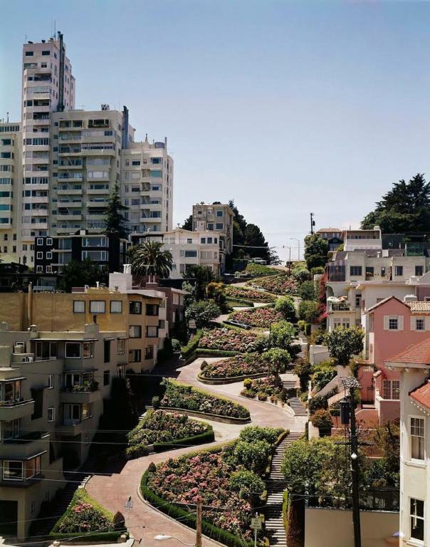 Cerca de lugares turísticos