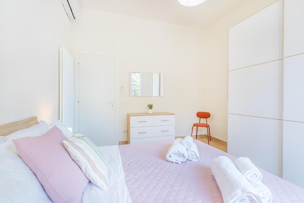 Mutina LuxLife Home close to Center - Free Parking - 2