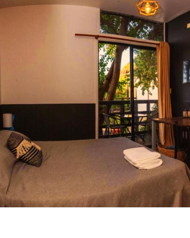 Abanico Suites con Kitchenette y Parking - 1