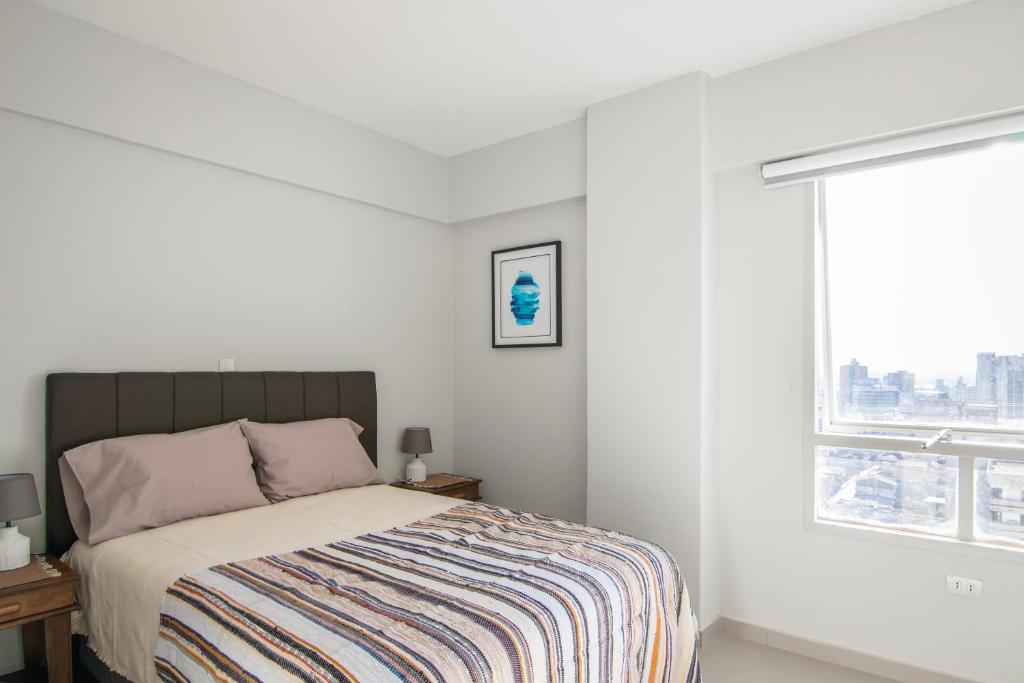 Bowie Apart with 2 BR centre and overlooking the bay - 1