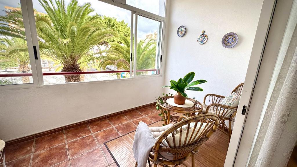 Confort Arenal Los Cristianos by Deihu Experiences - 1