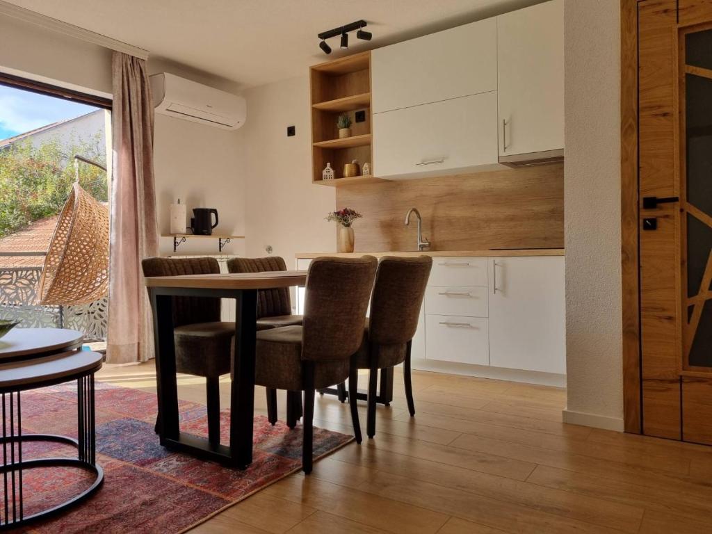 Semic apartments - 4