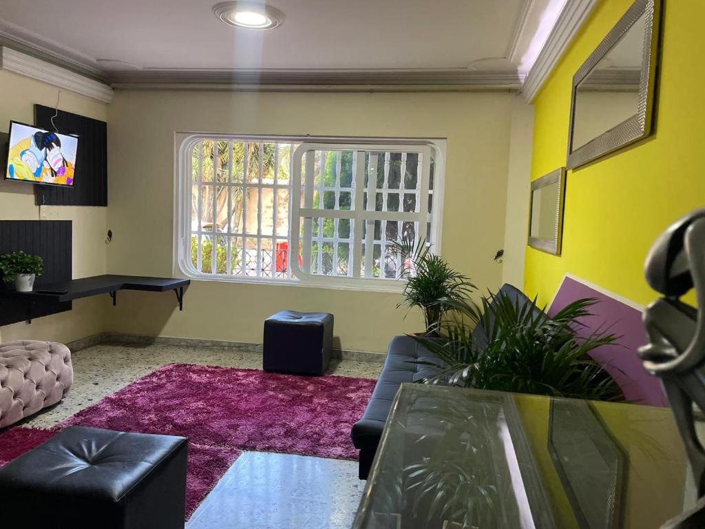 Comparte tu hogar en Medellín - 1