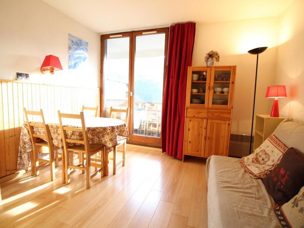 Studio 4 pers avec balcon au pied des pistes - FR-1-687-117 - 1