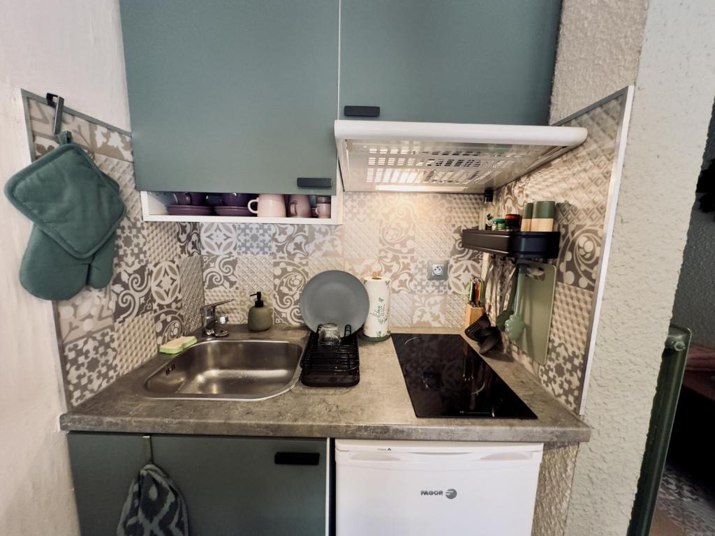Studio cosy rénové avec balcon sud - 2 pers. - FR-1-836-15 - 2