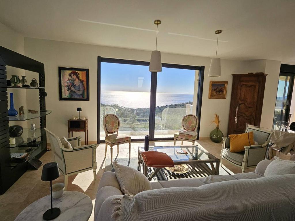 Villa de Maître 12, piscine, climatisation, animaux permis - FR-1-768-129 - 4