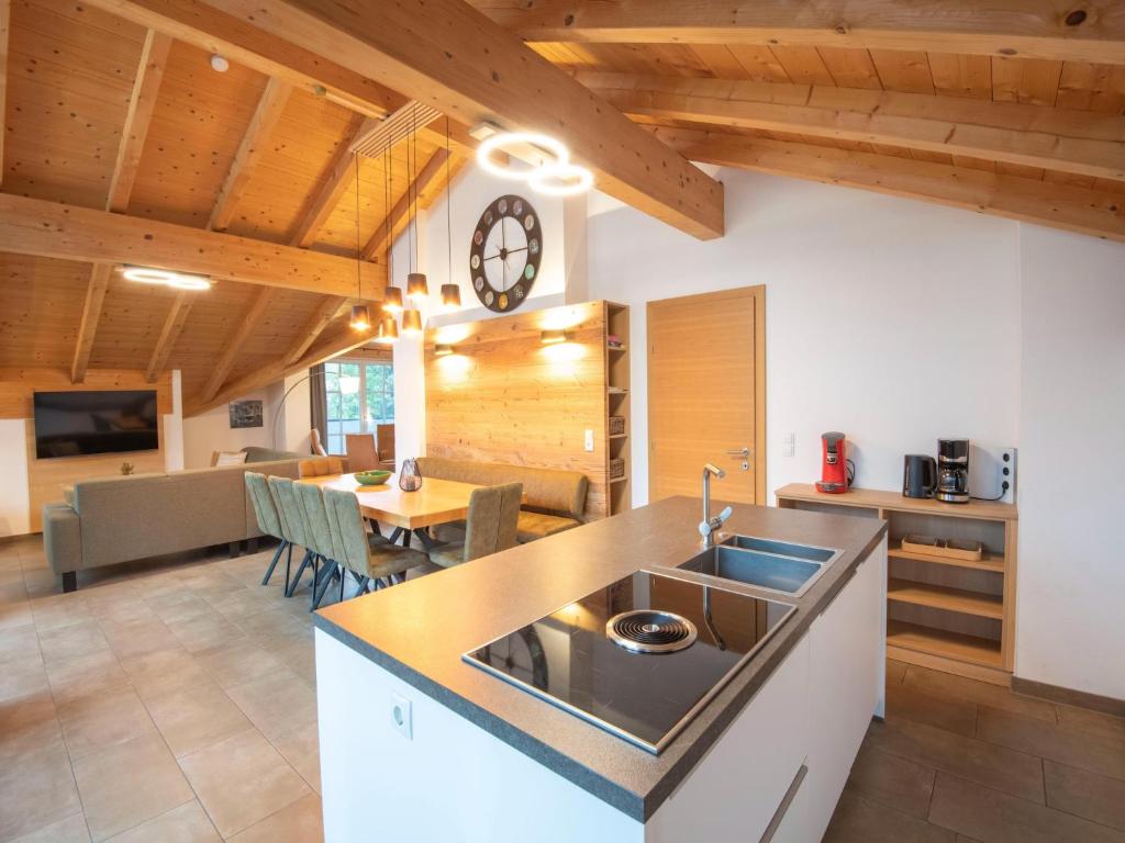 Luxury penthouse in Brixen im Thale - 4