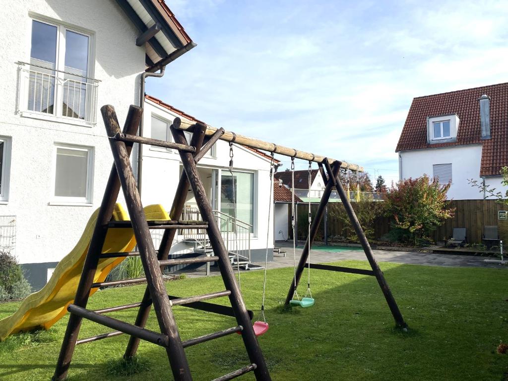 Modernes & zentral gelegenes Ferienhaus mit Garten und Parkplatz - 5