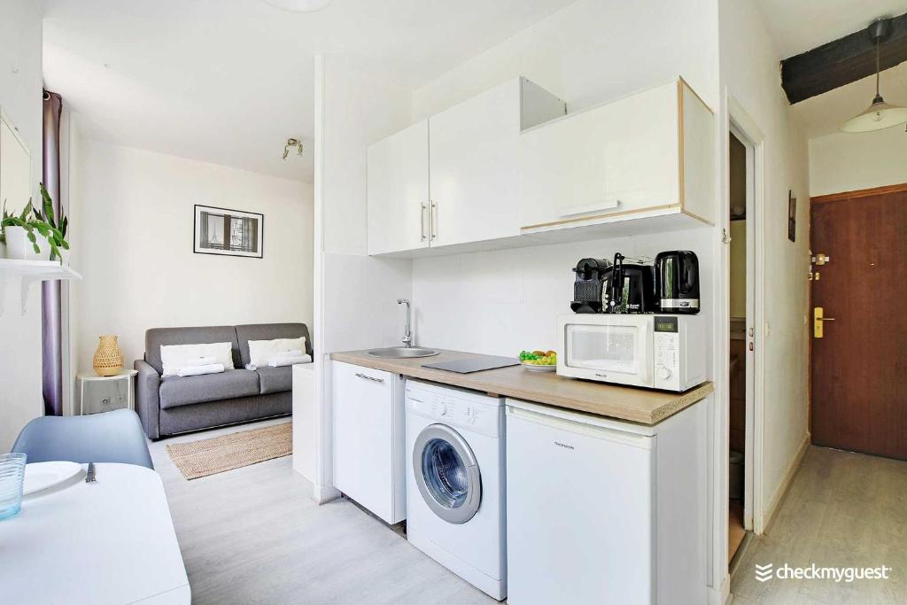 Amazing Studio in the heart of the Marais - 3