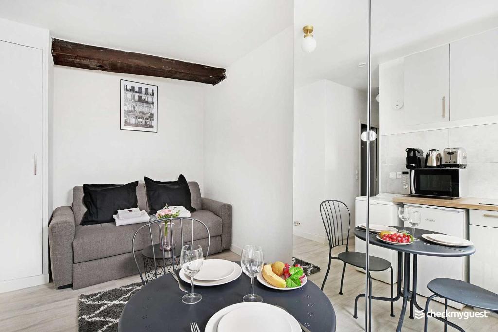 Amazing Studio in the heart of the Marais - 3