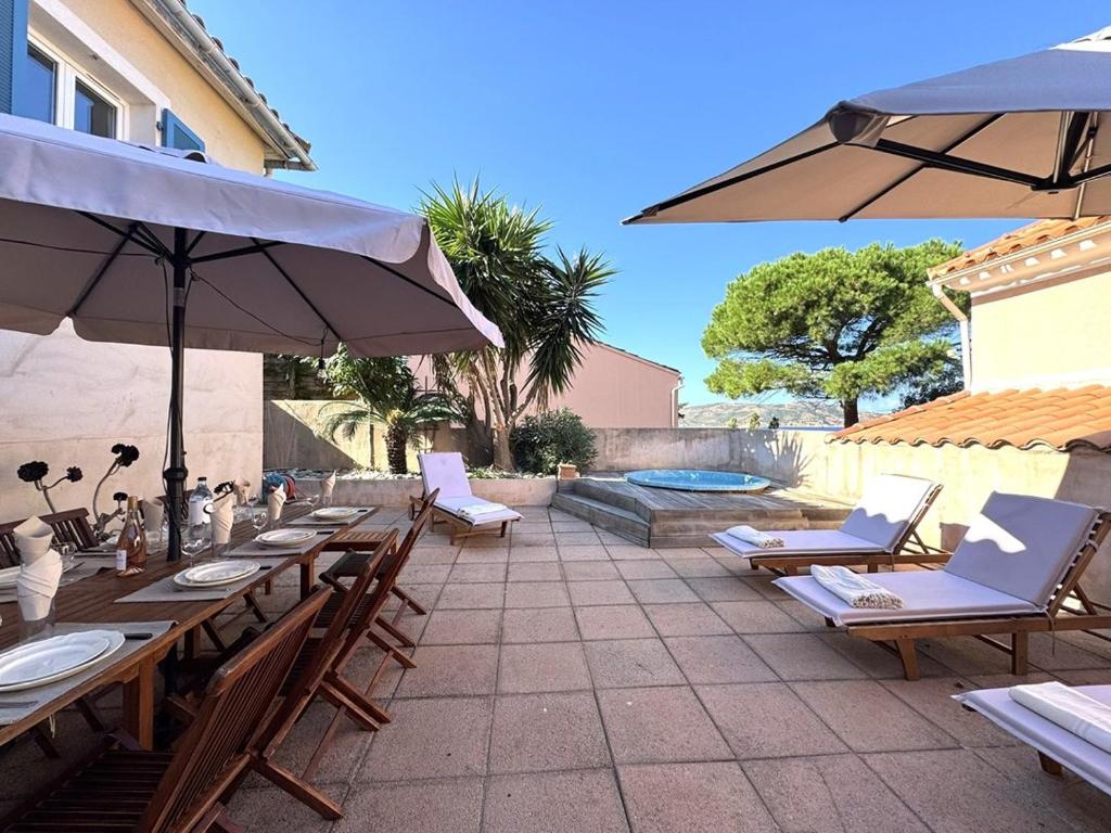 Grande maison avec vue mer et jacuzzi au cœur de Calvi - 1