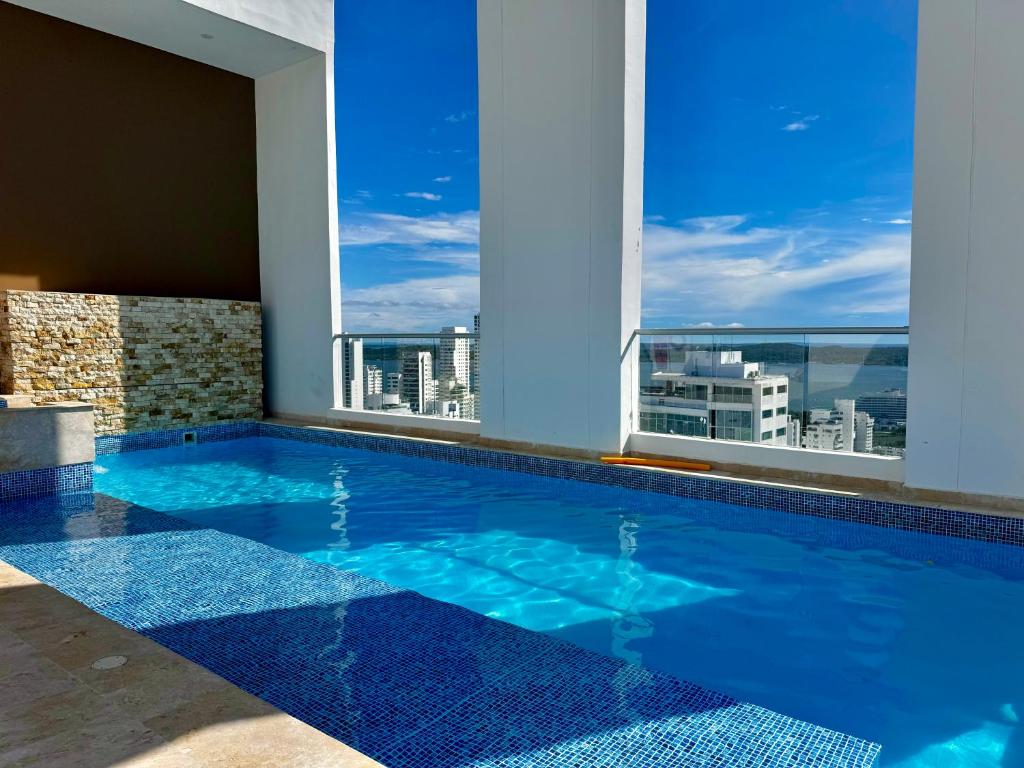 Stunning Bocagrande Beach Apartment - 2