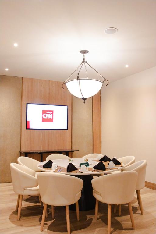 クラウン プラザ ホテル モンテレイ バイ IHG (Crowne Plaza Hotel Monterrey By IHG) レストラン