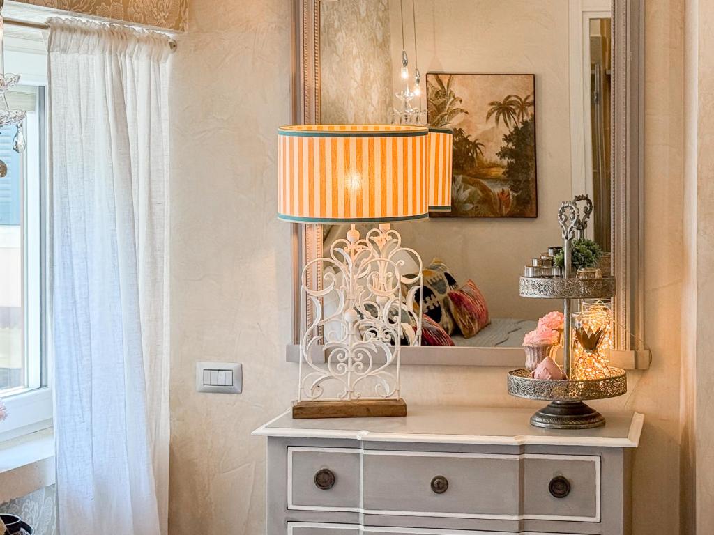 La Dolce Vita Boutique Apartment Elegant Terrace Ponte Pietra - 4