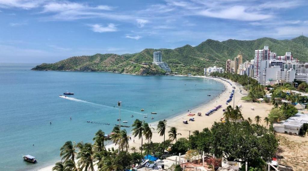 Apartamentos frente la bahía del Rodadero - 4