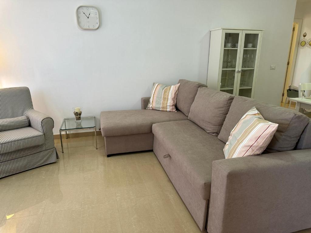 El Laurel City Center-Terrace-Parking - 5