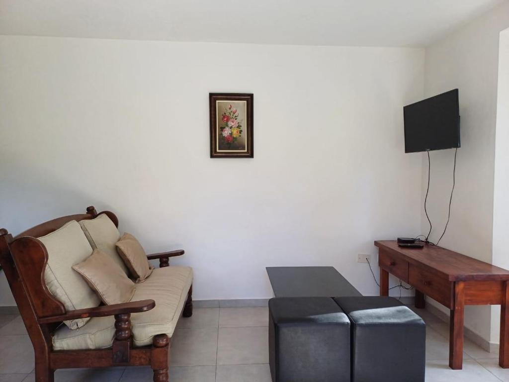 Shakespeare 889, 5 Personas, Wi-fi, Parrilla, 600mts Del Mar - 3