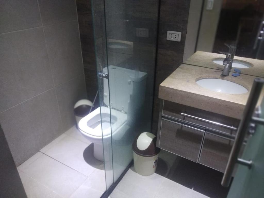 Hospédate cerca de todo, con estilo y confort - 1