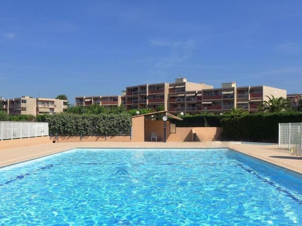Studio cabine avec terrasse à Bormes-les-Mimosas - FR-1-251-874 - 2