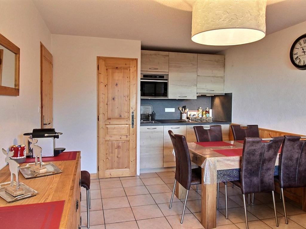 Appartement 2 chambres, pied de piste, parking, 6 personnes - FR-1-836-18 - 2