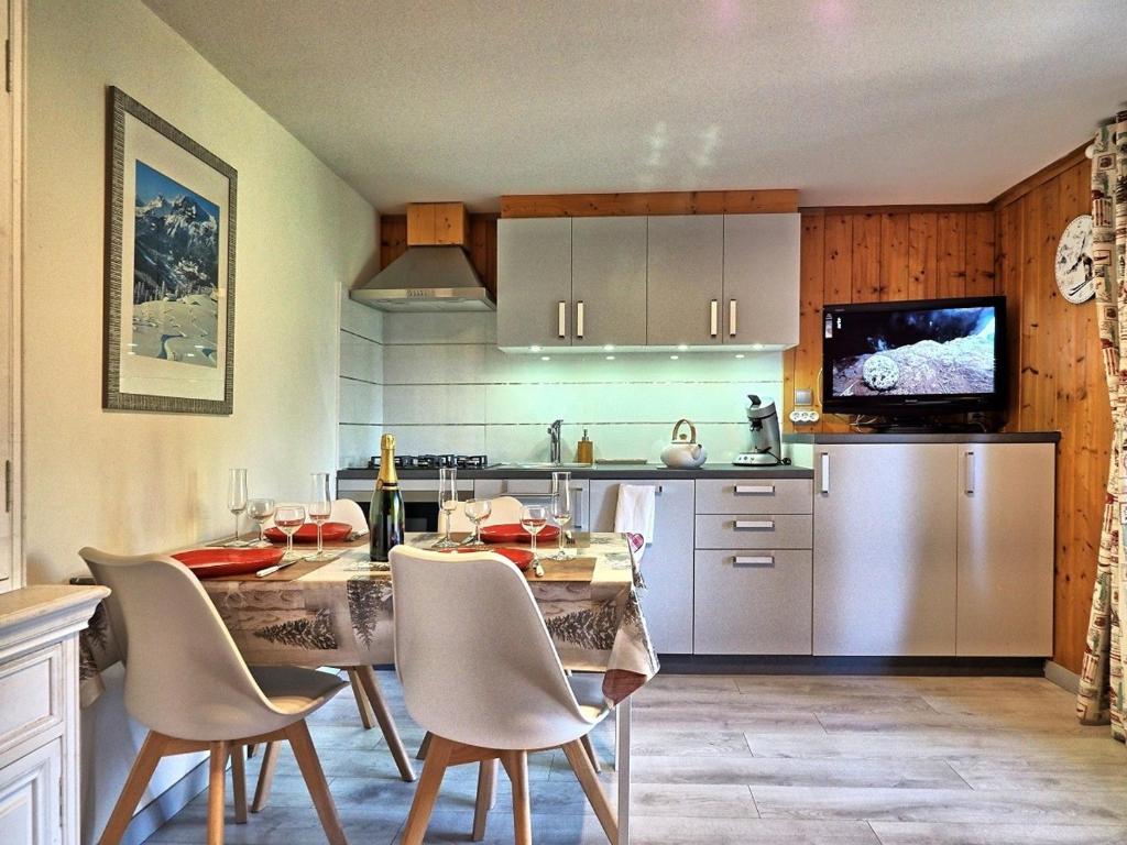 Charmant 2 pièces aux Carroz d'Arâches avec parking et WIFI - 4 personnes - FR-1-836-23 - 2