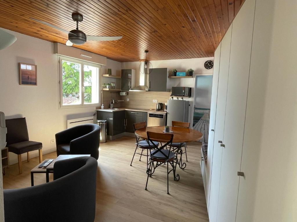 Bel appartement , 2 chambres, idéalement situé - 2