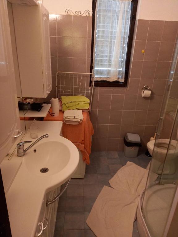 Apartman Ipak Se Okrece - 3