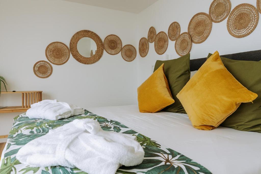 Hotel Euro Moniz — Hotel rooms in Porto Moniz, Madeira