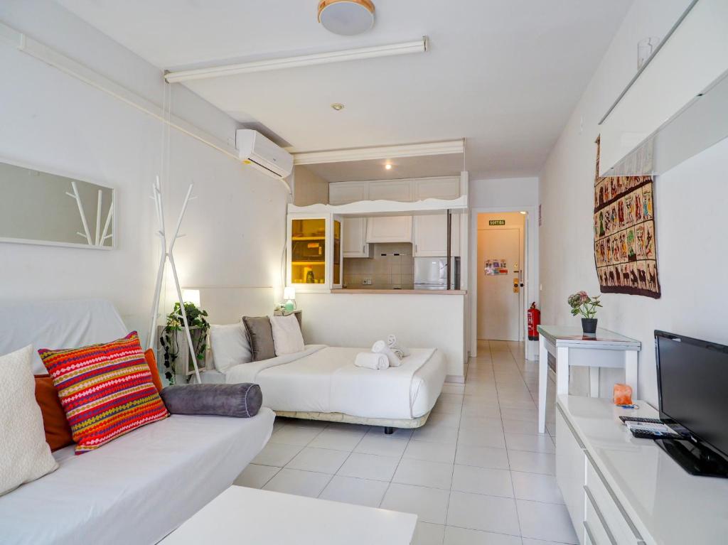 Ferdinand Apartment by Hello Homes Sitges - 2