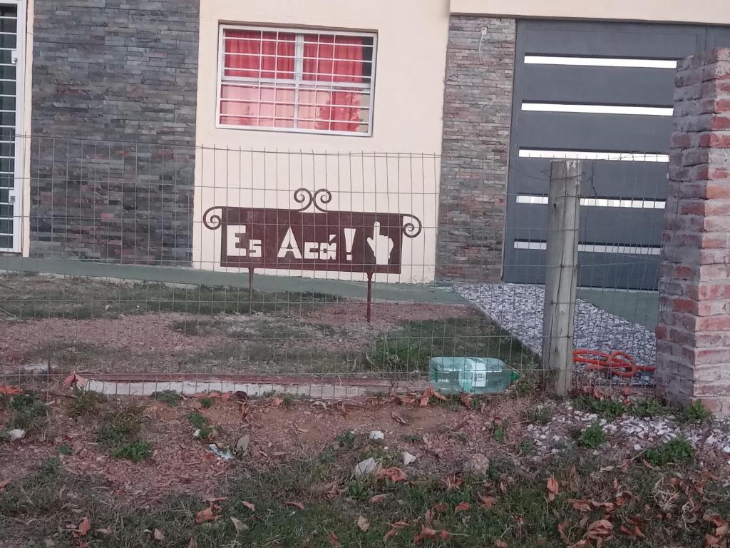Es aca - 2