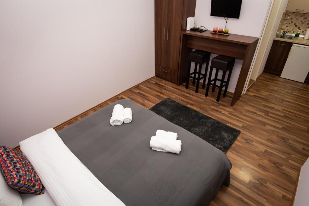 Cvetko Apartments - 5