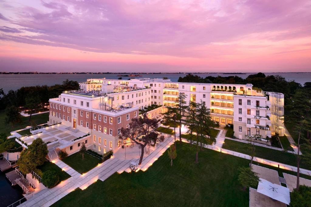 JW マリオット ベニス リゾート&スパ (JW Marriott Venice Resort & Spa) 外観