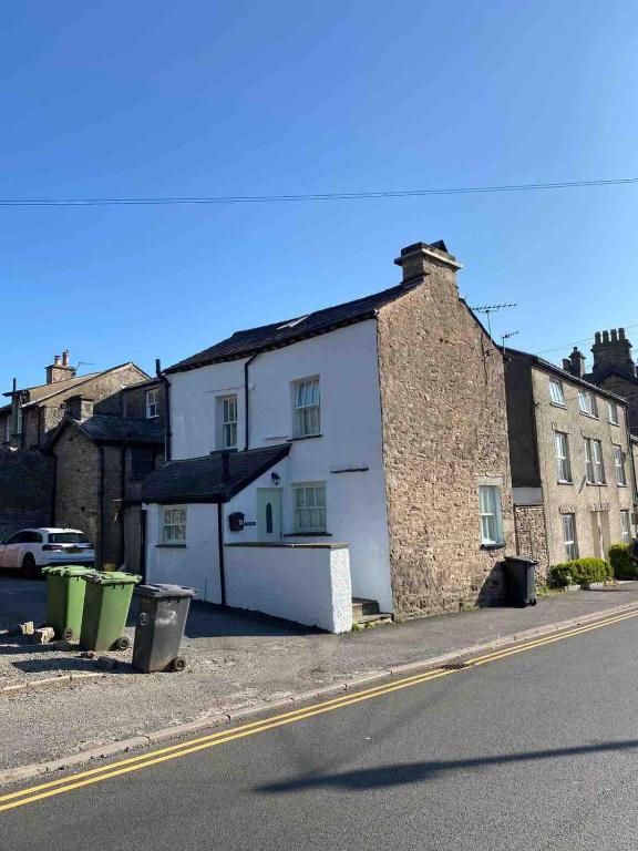 Newlands Cottage, Kendal photo 6