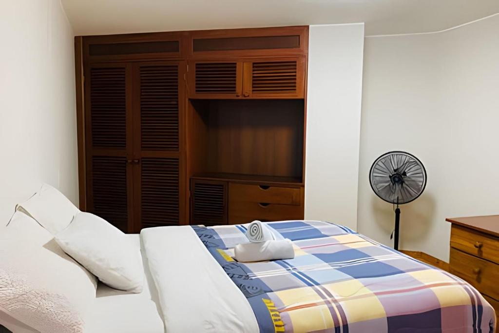 Habitación Acogedora con Baño Privado y Entrada Propia en Miraflores - 2