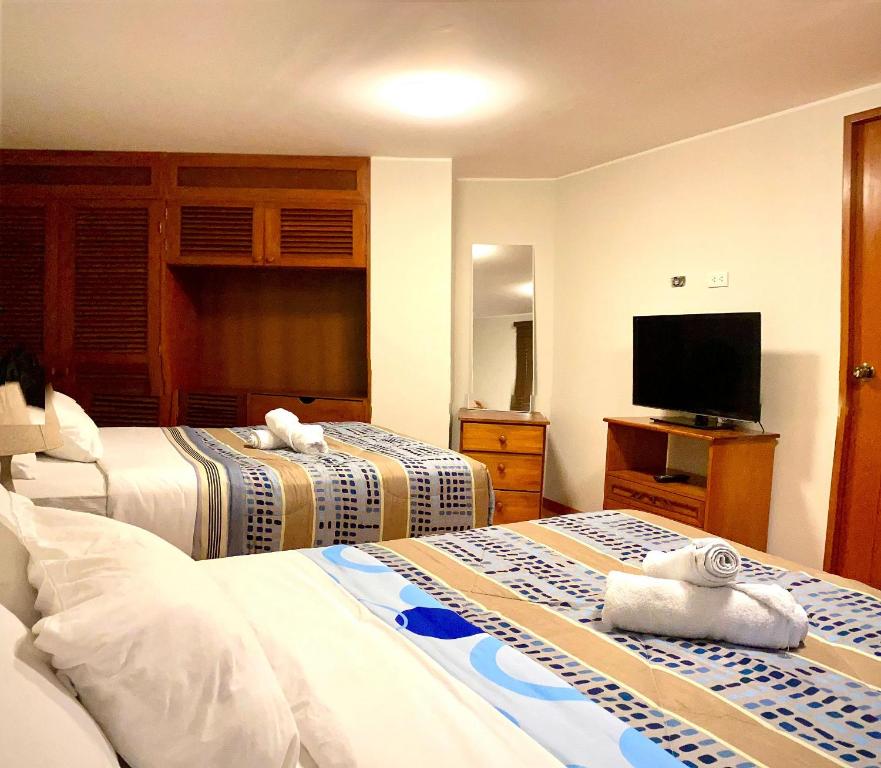 Suite Independiente con Baño Privado – Miraflore - 4