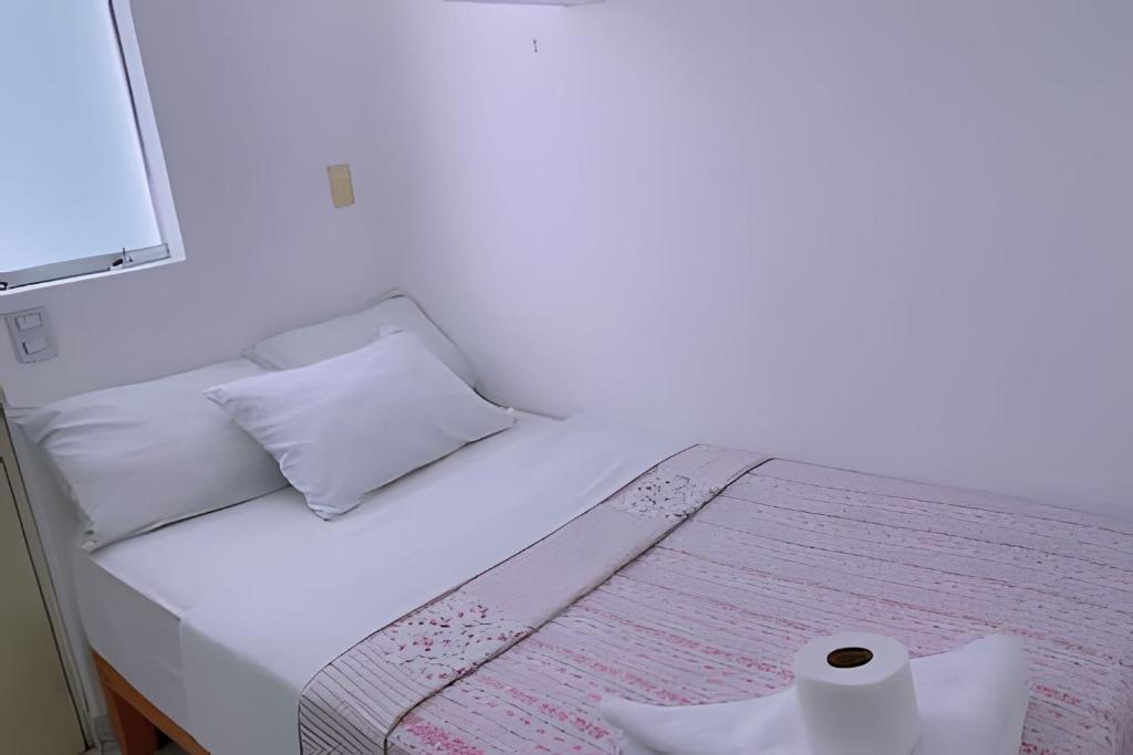 SM3 Habitación pequeña con baño privado/Miraflores - 4