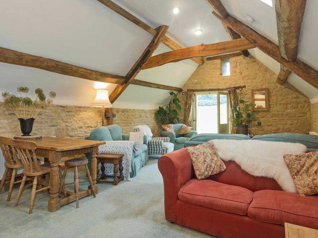 Flowers Barn, Cirencester photo 6