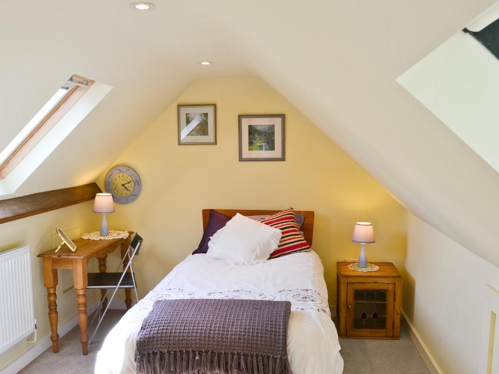 The Coach House, Yaxham photo 7