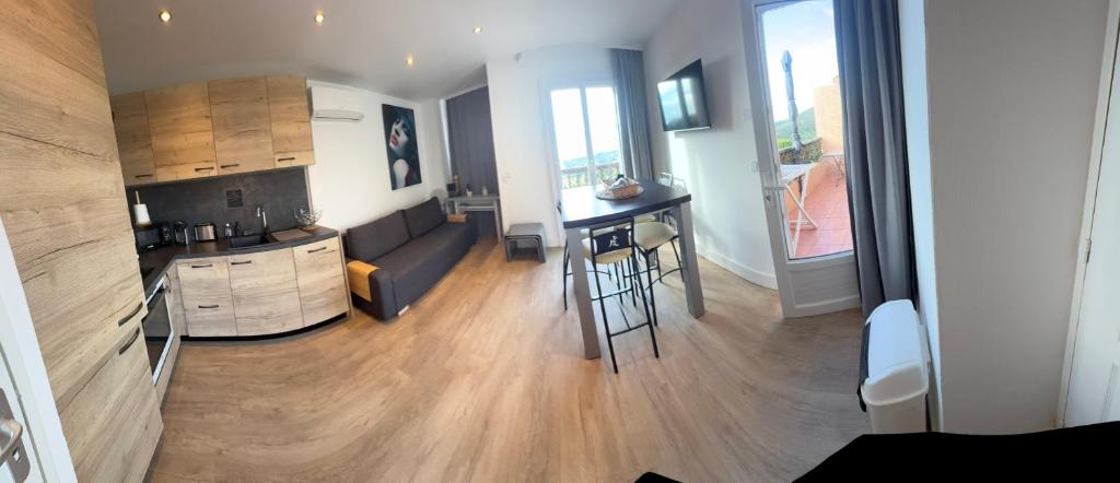 Appart Les Issambres Var vue mer 4 à 6 pers proche Ste Maxime et St Raphael - 3