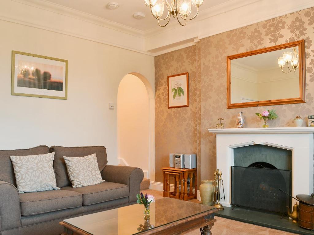 1 School Cottage photo 7