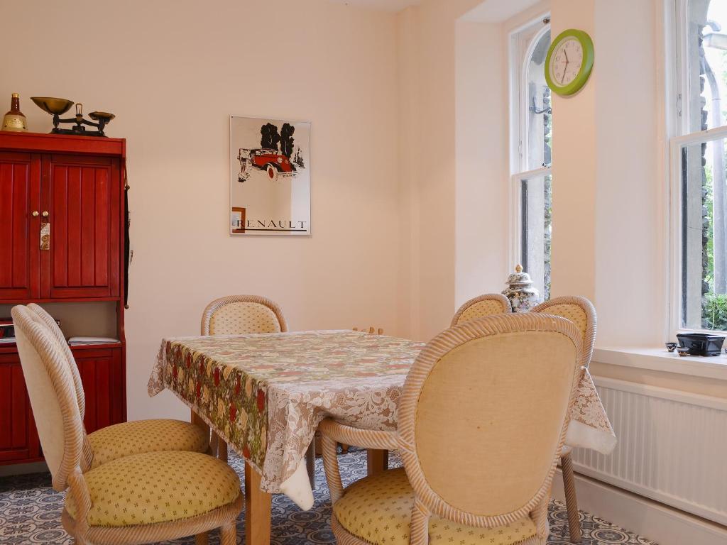 1 School Cottage photo 5