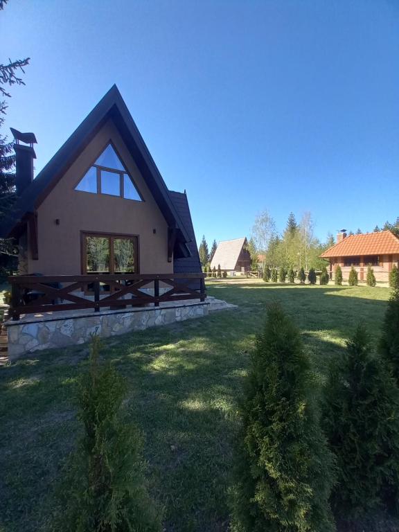 Mountain House Tadić 3 - 2
