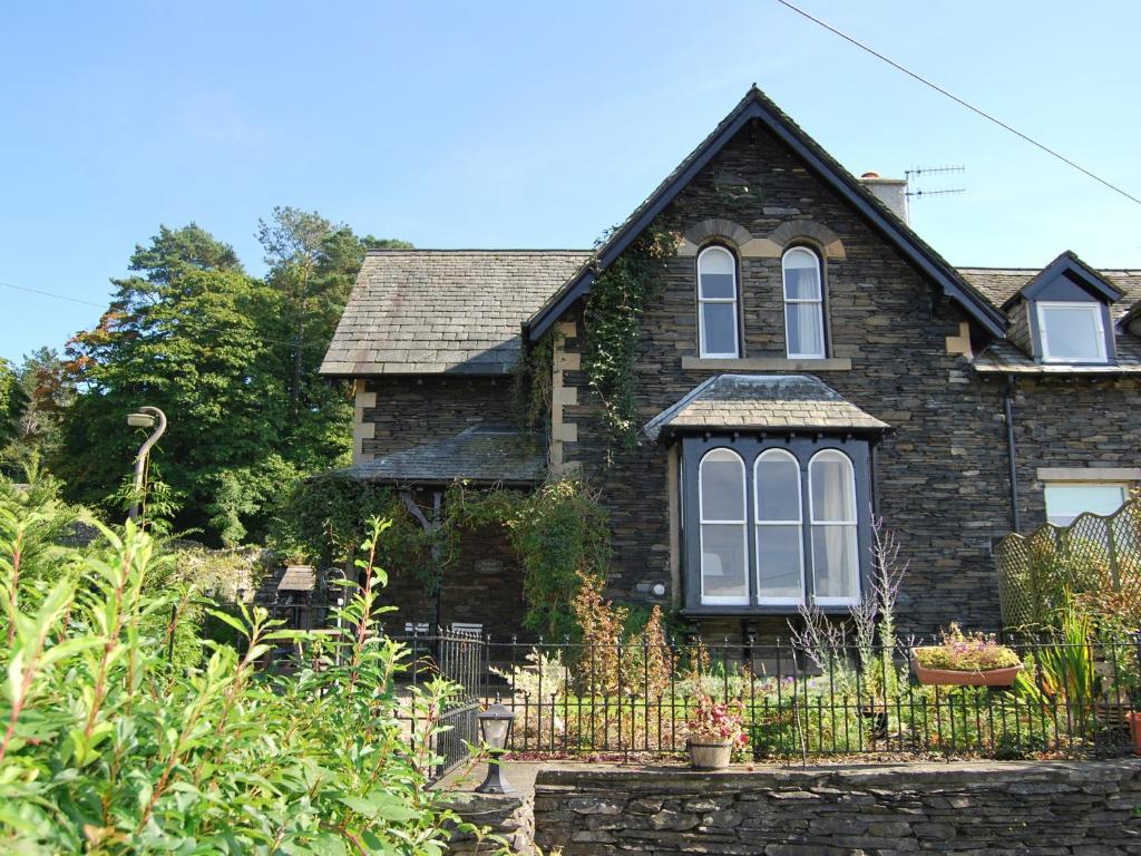 1 School Cottage photo 8