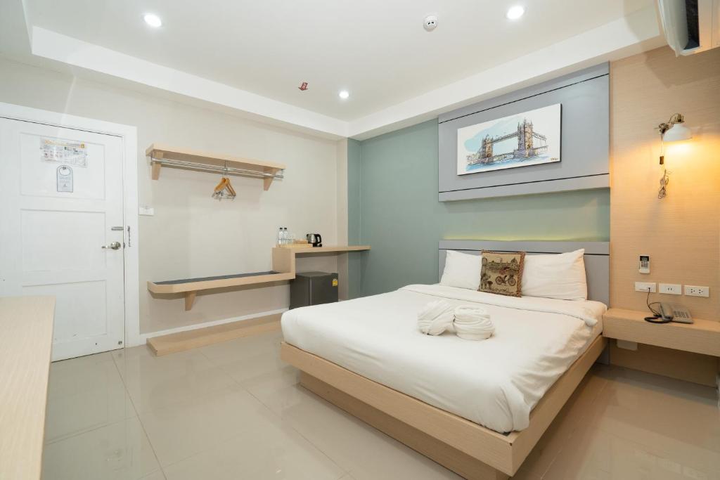 WE RESIDENT HOTEL