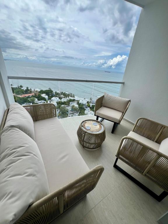 Luxurious New Oceanfront Apartment Santa Marta - 1