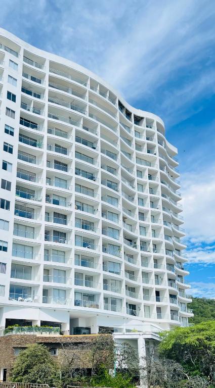 Luxurious New Oceanfront Apartment Santa Marta - 3