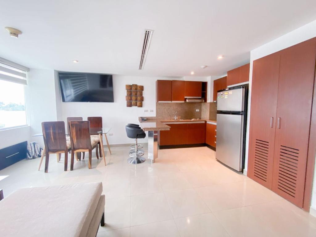 Perfecta Suite En Samborondon Plaza - 3
