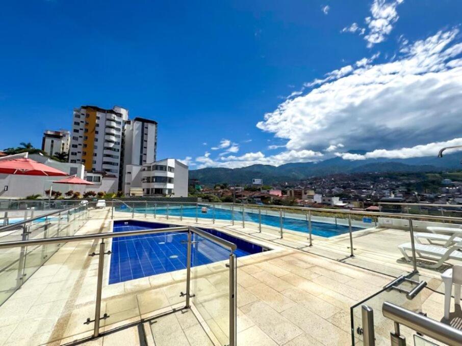 Apartamento con Excelente Vista con Piscina, Jacuzzi, BBQ y Balcón - 5