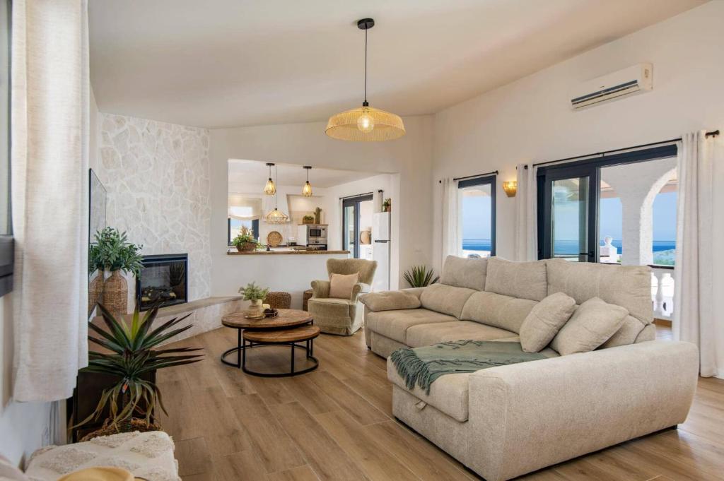 Villa Casa Romero by Villa Plus - 5